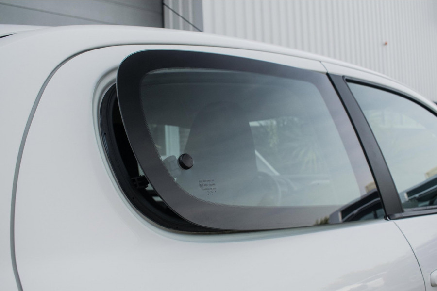 Peugeot 108 1.0 e-VTi Active Premium NL-auto [ Airco Bluetooth LED-dagrijverlichting Centrale Vergrendeling Elektrische Ramen ]