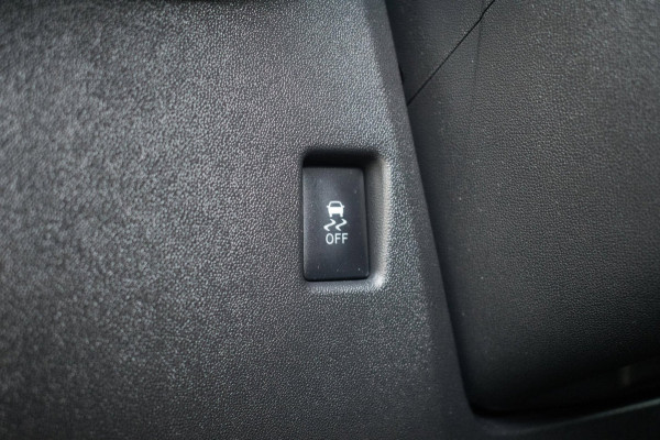 Peugeot 108 1.0 e-VTi Active Premium NL-auto [ Airco Bluetooth LED-dagrijverlichting Centrale Vergrendeling Elektrische Ramen ]