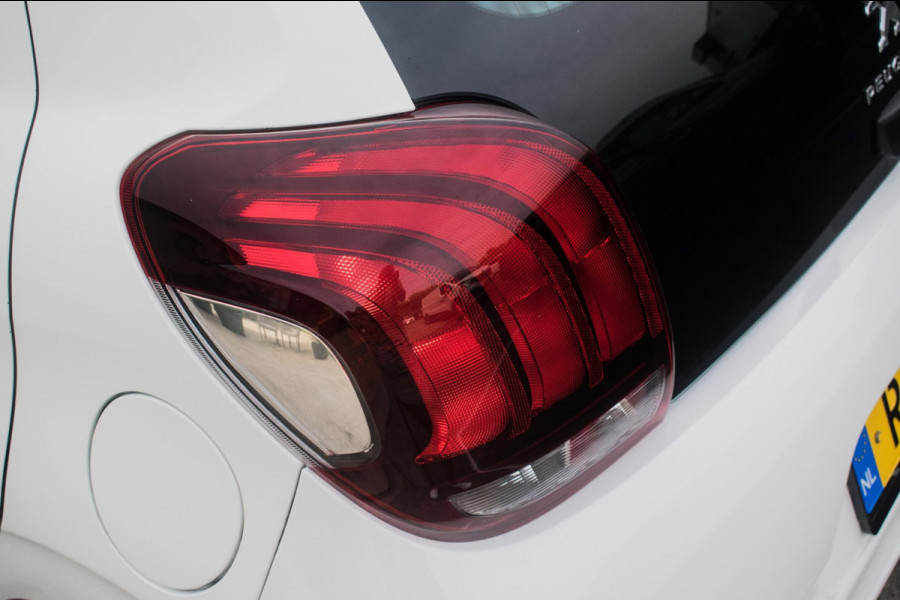Peugeot 108 1.0 e-VTi Active Premium NL-auto [ Airco Bluetooth LED-dagrijverlichting Centrale Vergrendeling Elektrische Ramen ]
