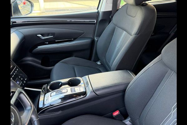 Hyundai Tucson 1.6 T-GDI PHEV 265 Pk Comfort 4WD | Bicolor | Navigatie | Camera | Clima | Cruise | Keyless | 19".