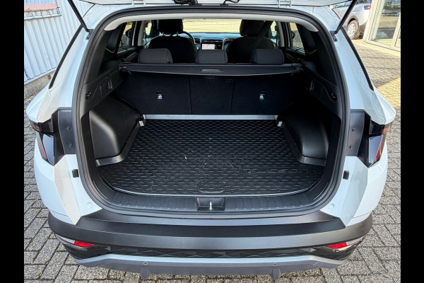 Hyundai Tucson 1.6 T-GDI PHEV 265 Pk Comfort 4WD | Bicolor | Navigatie | Camera | Clima | Cruise | Keyless | 19".
