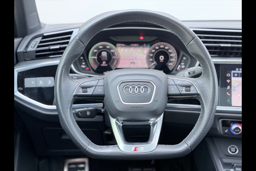 Audi Q3 Sportback 45 TFSI e S Edition Pano/360/Carbon