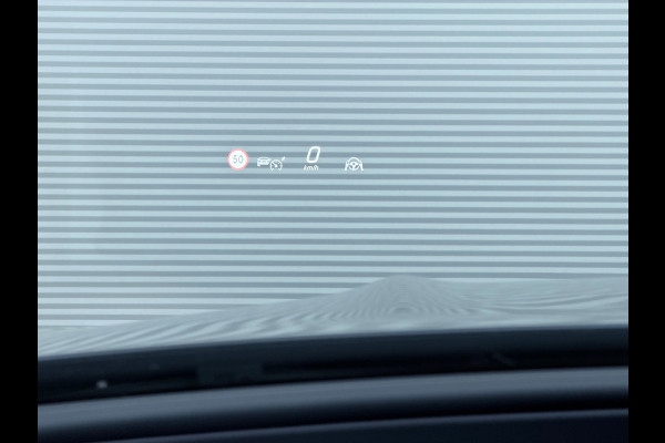 Mercedes-Benz C-Klasse 300 e AMG Line Pano/Memory/360