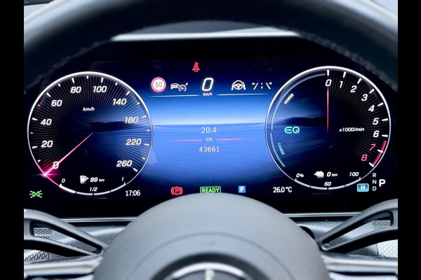 Mercedes-Benz C-Klasse 300 e AMG Line Pano/Memory/360