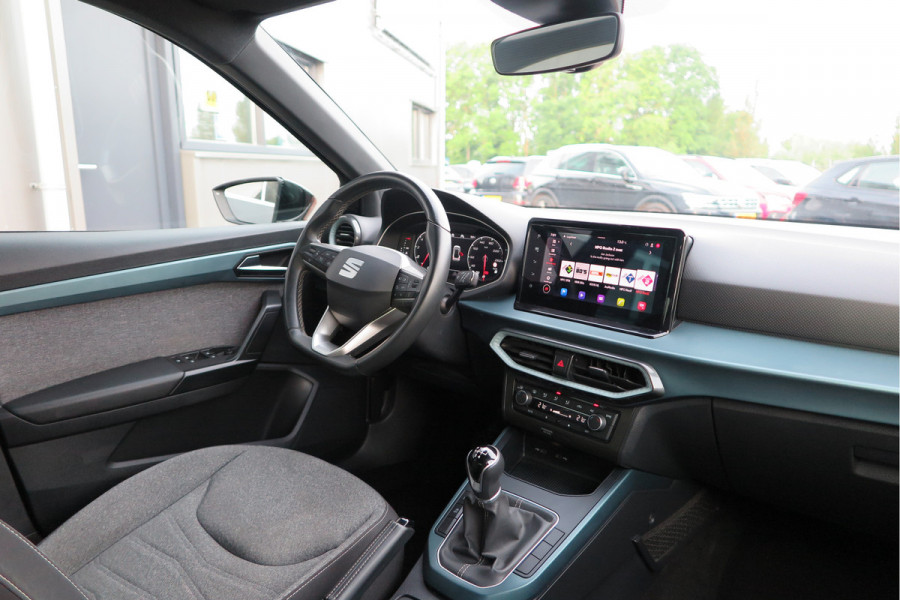 Seat Arona 1.0 TSI 70KW 95PK Xperience Connect,Led Matrix , Virtual cockpit, Keyless, Adaptive cruise, PDC, 18" LMV , Navi,App / smartlink , Bleutooth , DAB+ etc. Dealer onderhouden .