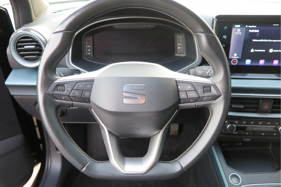 Seat Arona 1.0 TSI 70KW 95PK Xperience Connect,Led Matrix , Virtual cockpit, Keyless, Adaptive cruise, PDC, 18" LMV , Navi,App / smartlink , Bleutooth , DAB+ etc. Dealer onderhouden .