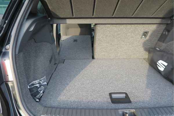 Seat Arona 1.0 TSI 70KW 95PK Xperience Connect,Led Matrix , Virtual cockpit, Keyless, Adaptive cruise, PDC, 18" LMV , Navi,App / smartlink , Bleutooth , DAB+ etc. Dealer onderhouden .