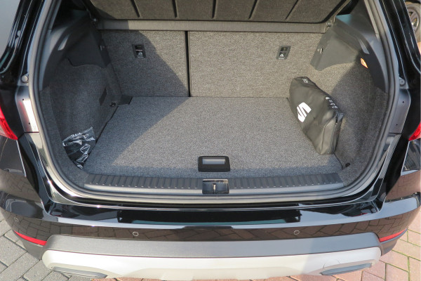 Seat Arona 1.0 TSI 70KW 95PK Xperience Connect,Led Matrix , Virtual cockpit, Keyless, Adaptive cruise, PDC, 18" LMV , Navi,App / smartlink , Bleutooth , DAB+ etc. Dealer onderhouden .