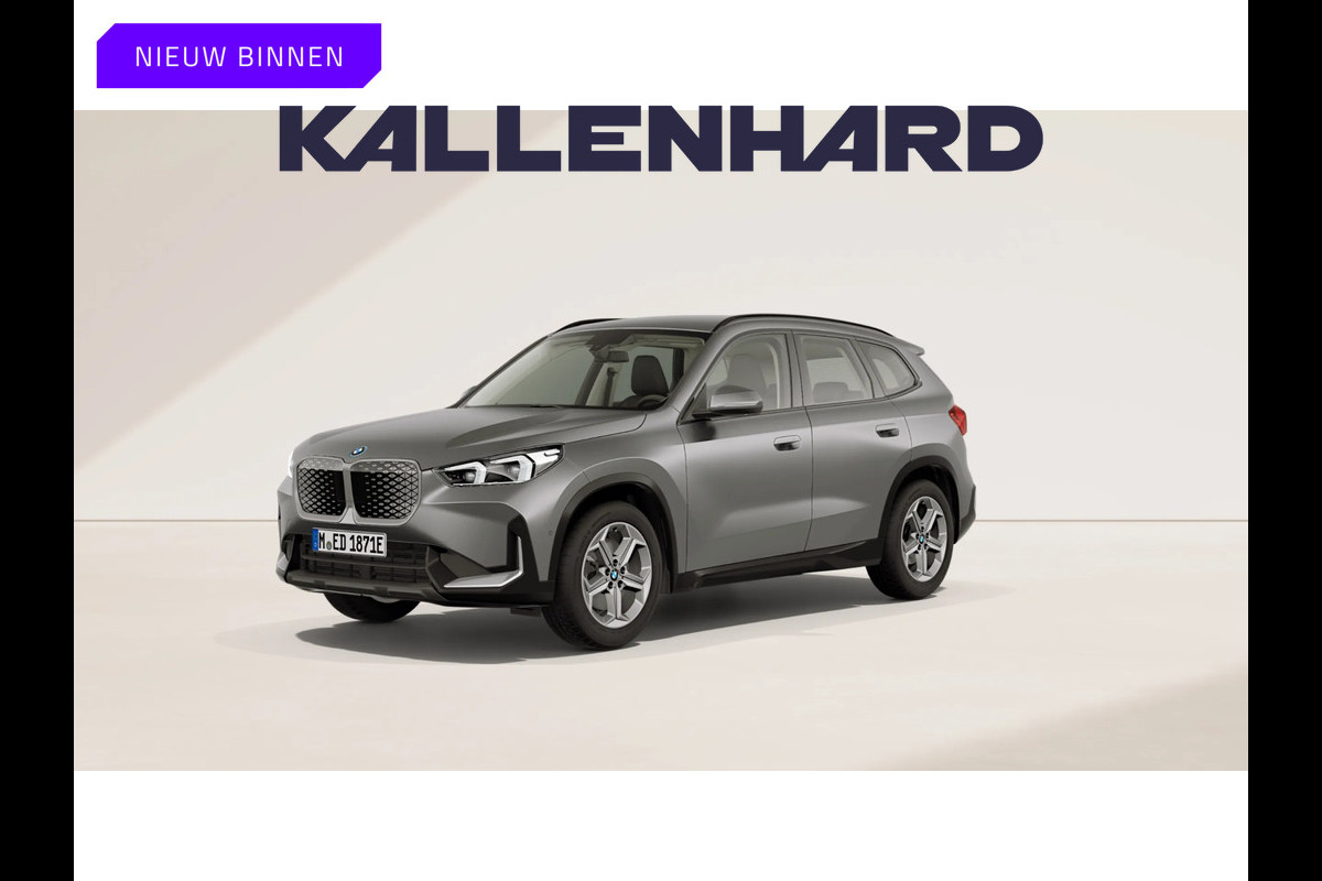 BMW iX1 eDrive20 - 67kWh - Memoryzetel - Massage - Harmen Kardon - Camera