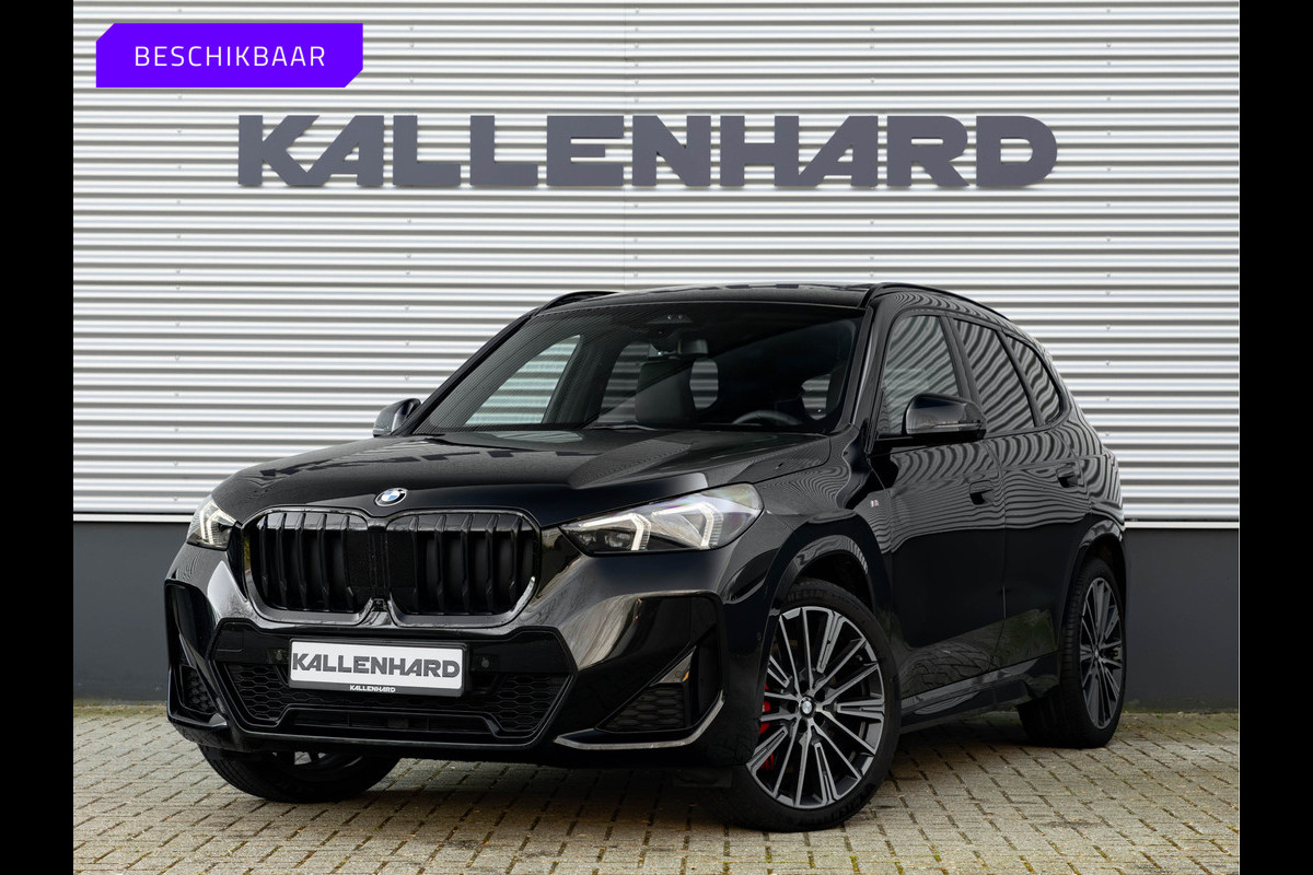 BMW X1 sDrive18i M-Sport Pro - Full-Option - ACC - Trekhaak - Memory