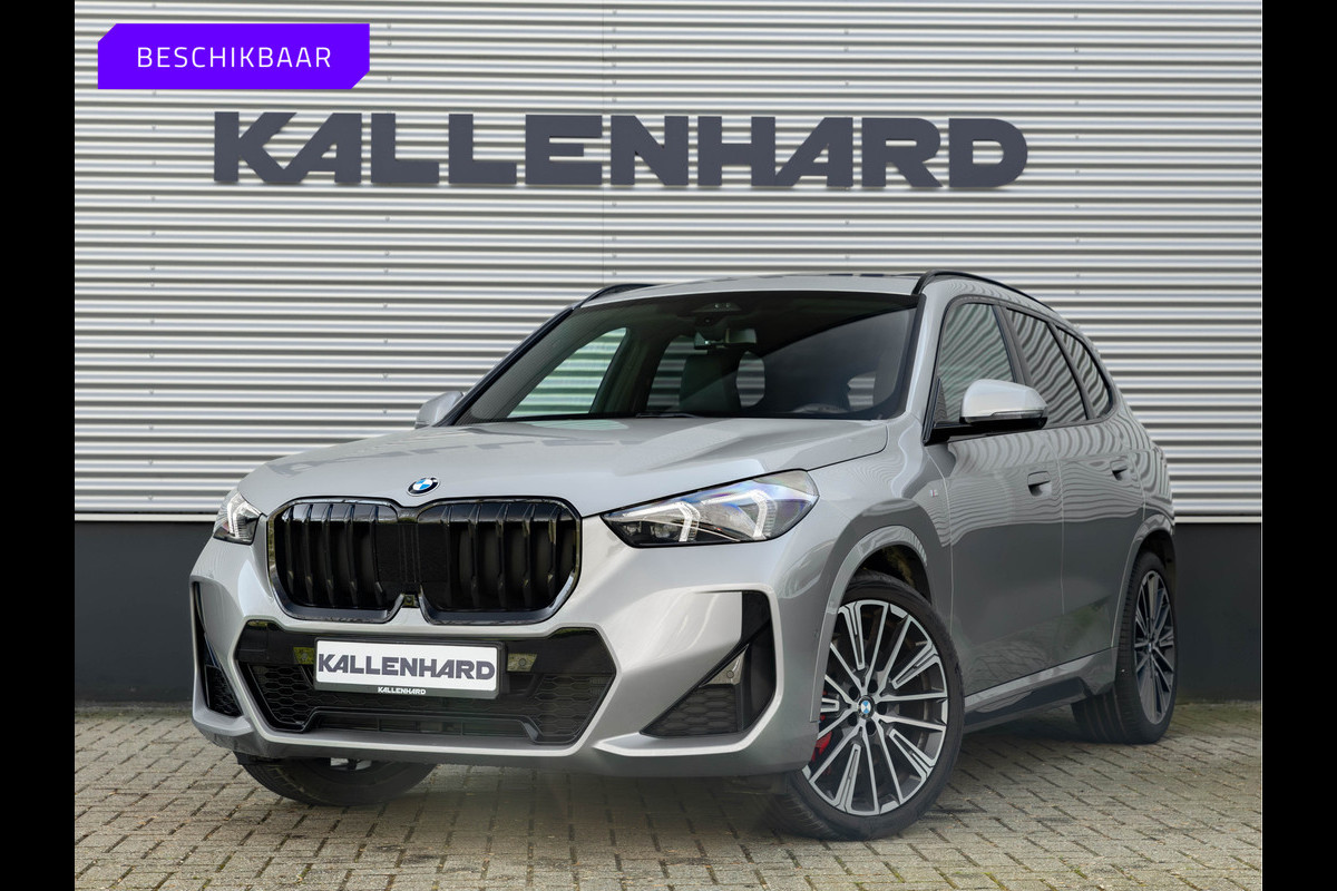 BMW X1 sDrive18i - M-Sport Pro - Pano - Trekhaak - Memoryzetels - Head-up - ACC
