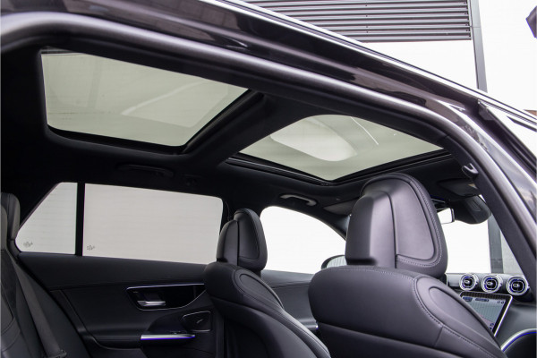 Mercedes-Benz C-Klasse Estate 300 e AMG Nightpakket, Pano, Distronic, Trekhaak, Carplay, Hybrid 2023