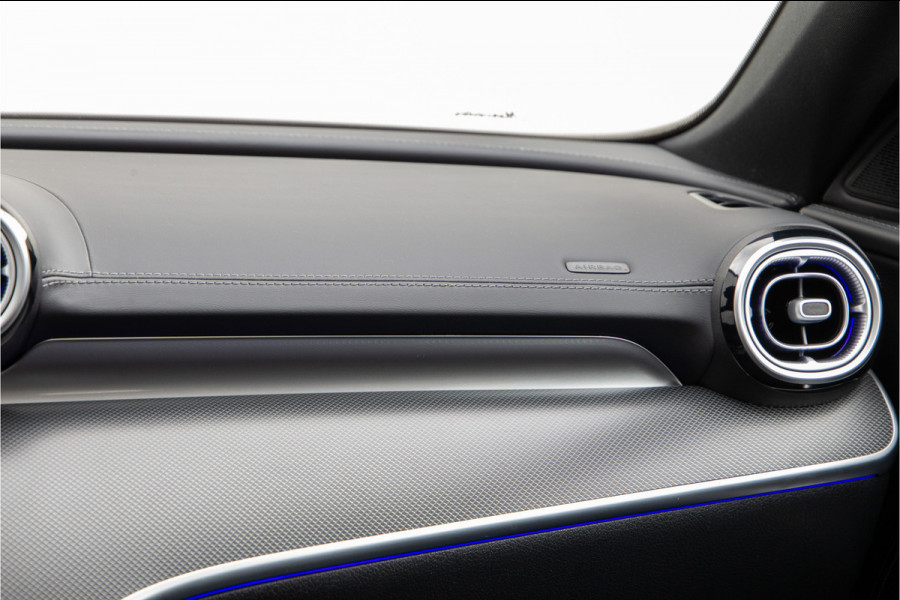 Mercedes-Benz C-Klasse Estate 300 e AMG Nightpakket, Pano, Distronic, Trekhaak, Carplay, Hybrid 2023