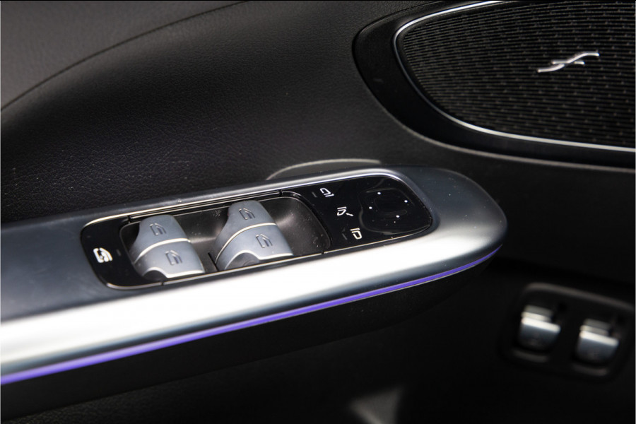 Mercedes-Benz C-Klasse Estate 300 e AMG Nightpakket, Pano, Distronic, Trekhaak, Carplay, Hybrid 2023
