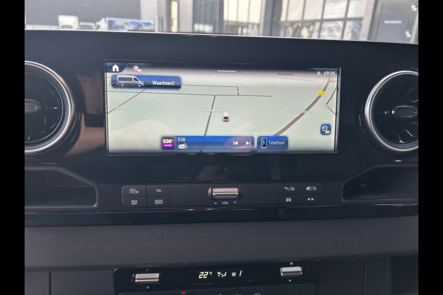 Mercedes-Benz Sprinter 315 CDI L2 H2 RWD PRO / 2800KG Trekhaak / LED / MBUX / Navigatie / Camera / Cruise control / Airco