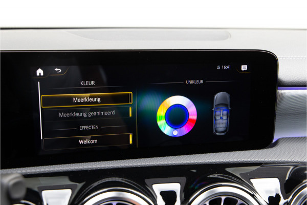 Mercedes-Benz A-Klasse 250 e AMG Premium Plus, Pano, Burmester, Memory, Distronic, 2021