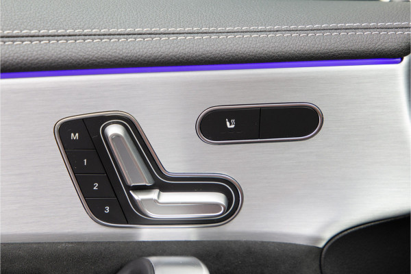 Mercedes-Benz A-Klasse 250 e AMG Premium Plus, Pano, Burmester, Memory, Distronic, 2021