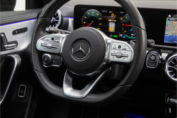 Mercedes-Benz A-Klasse 250 e AMG Premium Plus, Pano, Burmester, Memory, Distronic, 2021