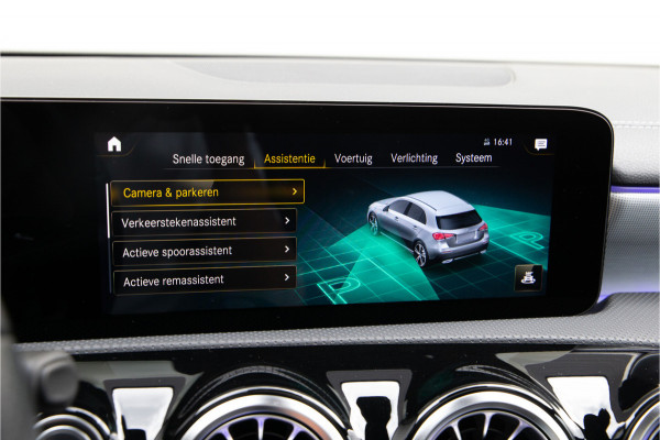 Mercedes-Benz A-Klasse 250 e AMG Premium Plus, Pano, Burmester, Memory, Distronic, 2021