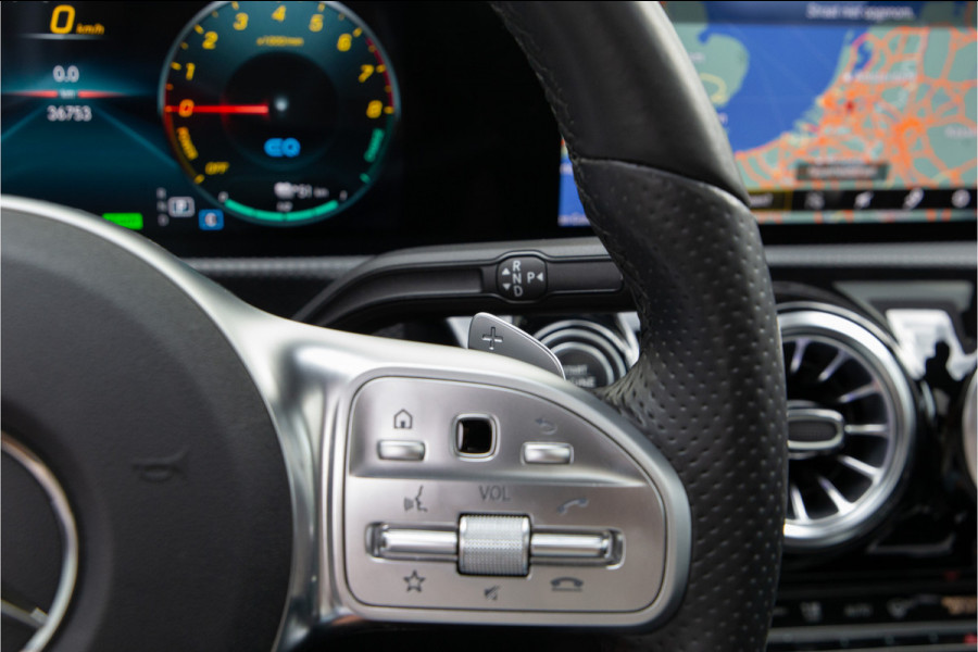 Mercedes-Benz A-Klasse 250 e AMG Premium Plus, Pano, Burmester, Memory, Distronic, 2021