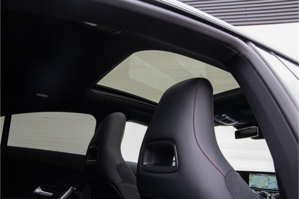 Mercedes-Benz CLA-Klasse 250 e AMG Premium Plus, Pano, Head-up, Distronic, Nightpakket