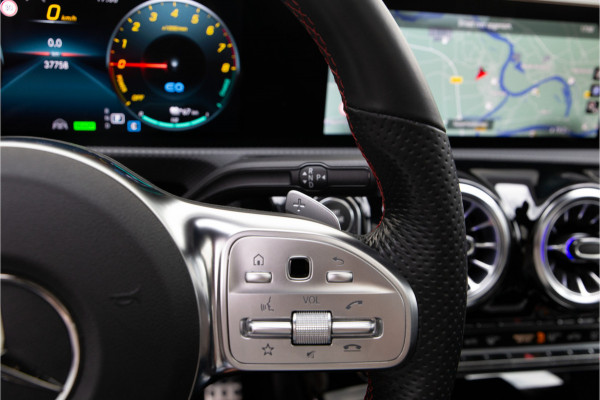 Mercedes-Benz CLA-Klasse 250 e AMG Premium Plus, Pano, Head-up, Distronic, Nightpakket