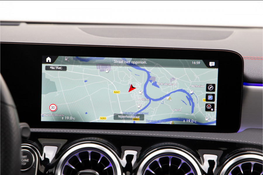 Mercedes-Benz CLA-Klasse 250 e AMG Premium Plus, Pano, Head-up, Distronic, Nightpakket