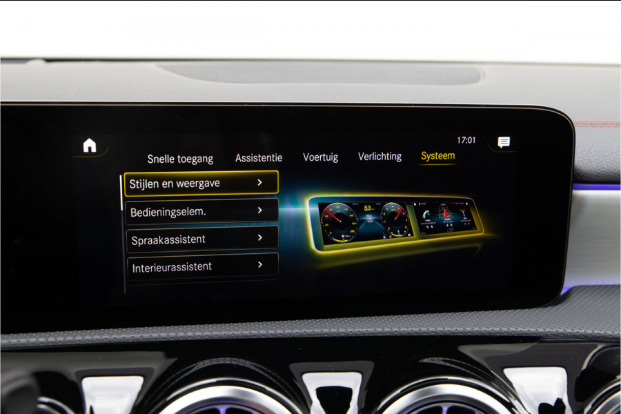 Mercedes-Benz CLA-Klasse 250 e AMG Premium Plus, Pano, Head-up, Distronic, Nightpakket