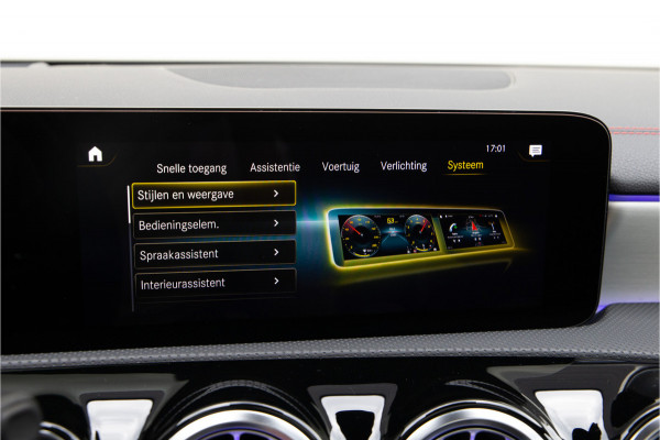 Mercedes-Benz CLA-Klasse 250 e AMG Premium Plus, Pano, Head-up, Distronic, Nightpakket