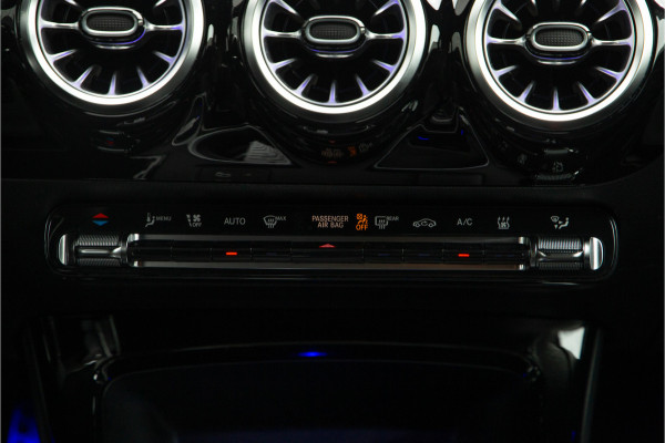 Mercedes-Benz A-Klasse 250 e AMG Night Edition, Sfeerverlichting, Camera, PDC 2021