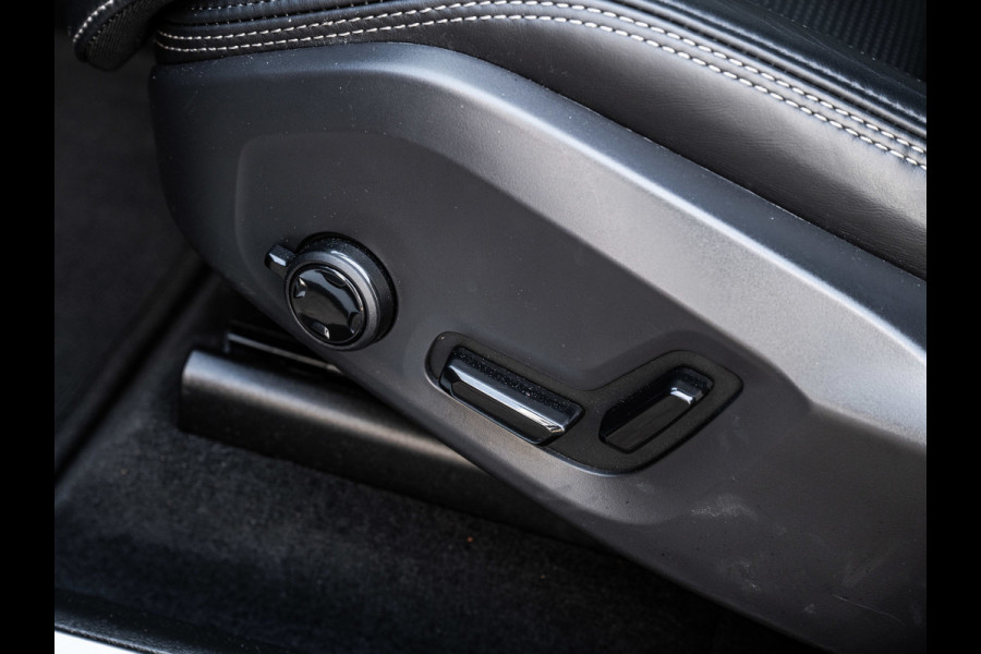 Volvo XC60 2.0 Recharge T6 AWD Inscription | Pano | H&K | Stoelventilatie