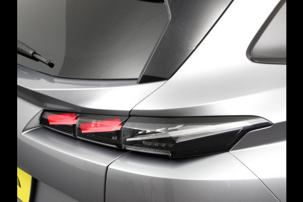 Peugeot 308 SW 1.6 Plug-in Hybrid 225 GT Automaat Navigatie Apple Carplay/Android Auto Camera Parkeersensoren Adaptive Cruise Control Stoelverwarming FULL LED Climate Control Virtual Cockpit Lichtmetalen velgen