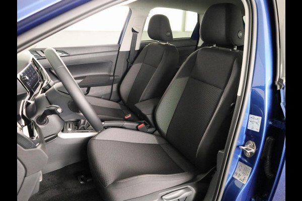 Volkswagen Polo GP Life Edition 1.0 95 pk 5 versn. Hand | 15" LM | Stoelverwarming | Camera |