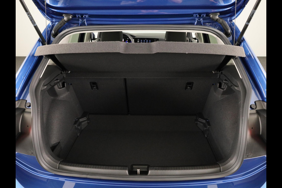 Volkswagen Polo GP Life Edition 1.0 95 pk 5 versn. Hand | 15" LM | Stoelverwarming | Camera |
