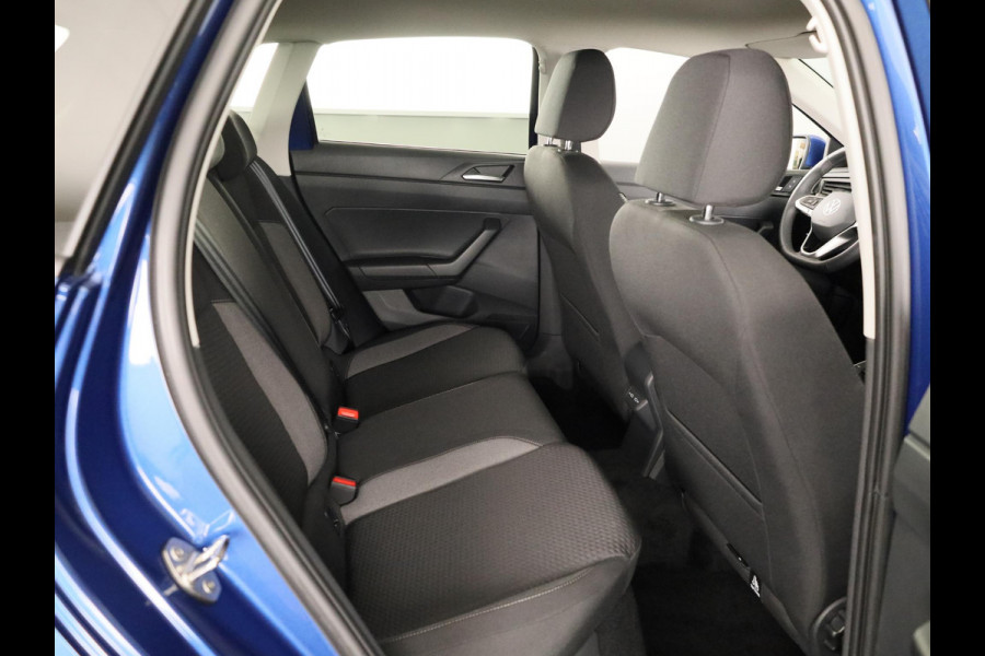 Volkswagen Polo GP Life Edition 1.0 95 pk 5 versn. Hand | 15" LM | Stoelverwarming | Camera |