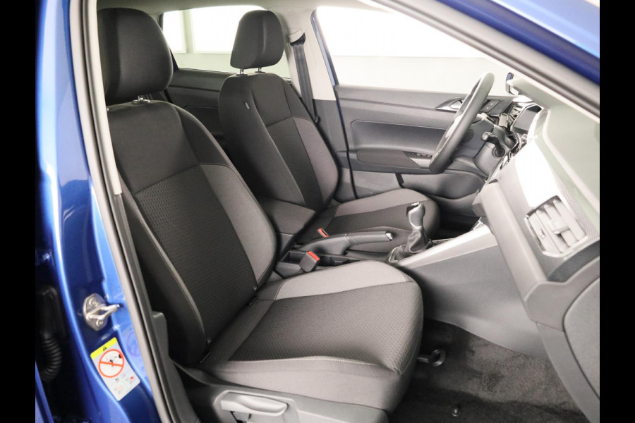 Volkswagen Polo GP Life Edition 1.0 95 pk 5 versn. Hand | 15" LM | Stoelverwarming | Camera |