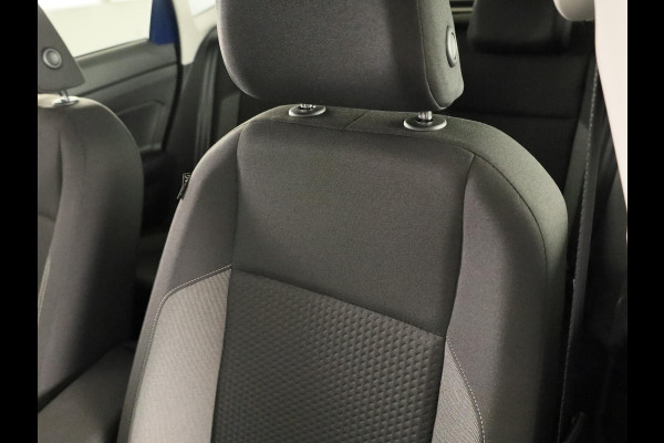 Volkswagen Polo GP Life Edition 1.0 95 pk 5 versn. Hand | 15" LM | Stoelverwarming | Camera |