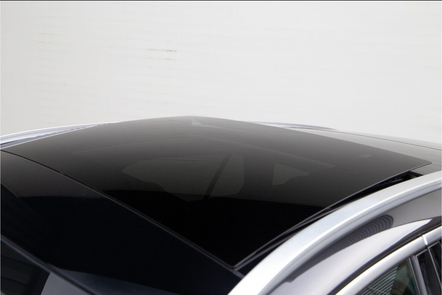 Mercedes-Benz C-Klasse Estate 300 e AMG Premium, Massage, Distronic, Pano, Trekhaak, Carplay, Hybrid 2023