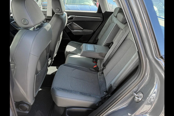 Audi Q3 45 Tfsi-e ** MATRIX, VIRTUAL, PANORAMA, TREKH, ACC, KEYLESS, 17-inch LMV ** 1e EIG - UNFALLFREI ** ** INFORMEER OOK NAAR ONZE AANTREKKELIJKE FINANCIAL-LEASE TARIEVEN **