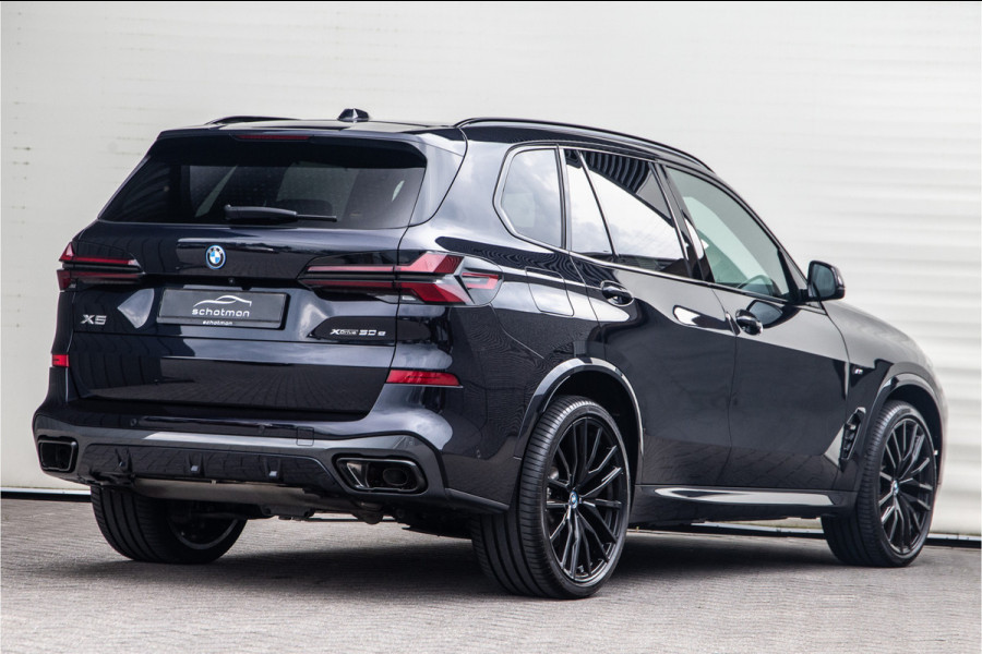 BMW X5 xDrive50e M-Sport PRO, Carbon, Pano, Harman-Kardon, 22" 2024