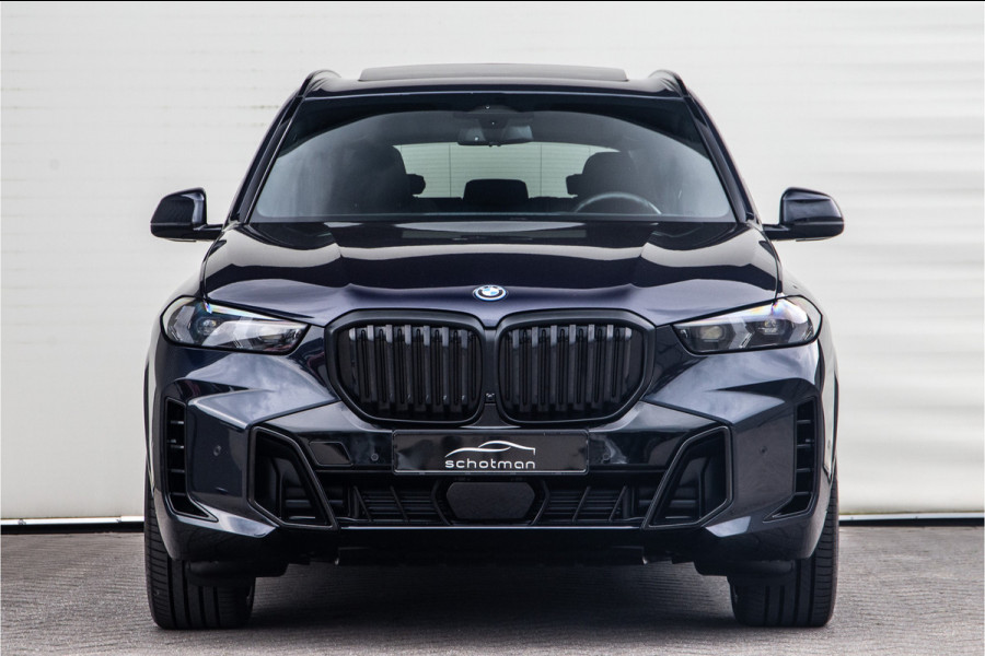 BMW X5 xDrive50e M-Sport PRO, Carbon, Pano, Harman-Kardon, 22" 2024