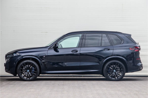 BMW X5 xDrive50e M-Sport PRO, Carbon, Pano, Harman-Kardon, 22" 2024