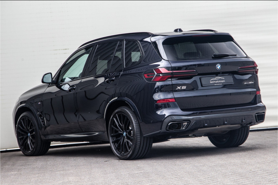 BMW X5 xDrive50e M-Sport PRO, Carbon, Pano, Harman-Kardon, 22" 2024
