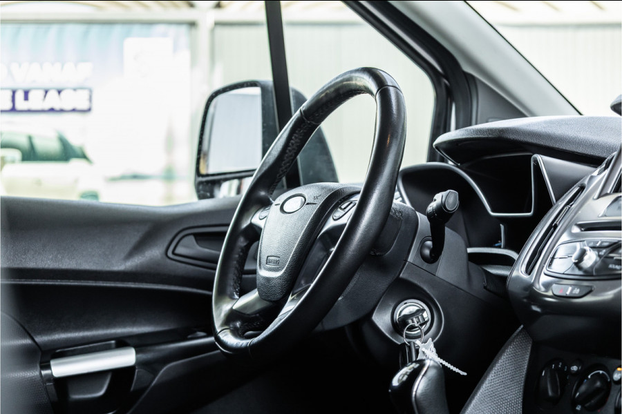 Ford Transit Connect 1.5 TDCI | Camera | Navigatie | Imperiaal | Trekhaak | 3-Zitter | Airco | Cruise control | Orig. NL Auto | Nieuwe APK | Euro 6