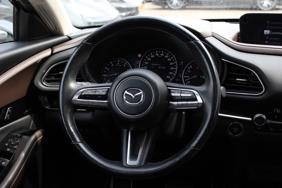 Mazda CX-30 2.0 e-SkyActiv-X M Hybrid Luxury / NL Auto! / Full option! / Trekhaak / Schuifdak / 360Camera / Head-up / Leder / Keyless / 18'' / CarPlay / Bose / Stuur+Stoelverwarming / Dodehoek / DAB / ACC