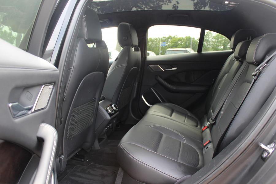 Jaguar I-PACE EV400 First Edition 90 kWh / SoH 82% / Full option! / Panoramadak / 360Camera / Head-up / 20'' / Luchtvering / Leder / Meridian / Stoel+Stuurverwarming / 4zone Airco / DAB / Dodehoek / ACC