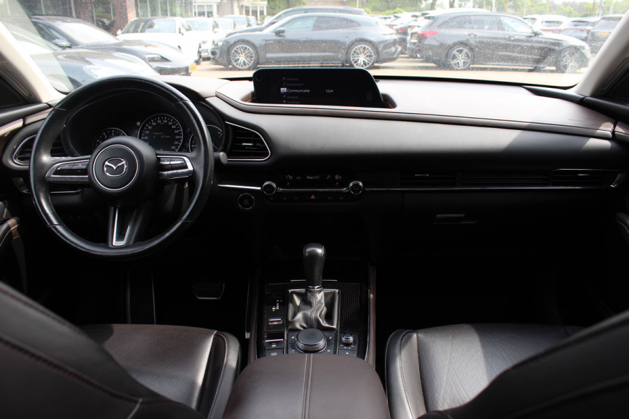 Mazda CX-30 2.0 e-SkyActiv-X M Hybrid Luxury / NL Auto! / Full option! / Trekhaak / Schuifdak / 360Camera / Head-up / Leder / Keyless / 18'' / CarPlay / Bose / Stuur+Stoelverwarming / Dodehoek / DAB / ACC