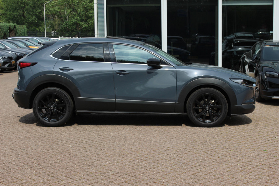 Mazda CX-30 2.0 e-SkyActiv-X M Hybrid Luxury / NL Auto! / Full option! / Trekhaak / Schuifdak / 360Camera / Head-up / Leder / Keyless / 18'' / CarPlay / Bose / Stuur+Stoelverwarming / Dodehoek / DAB / ACC