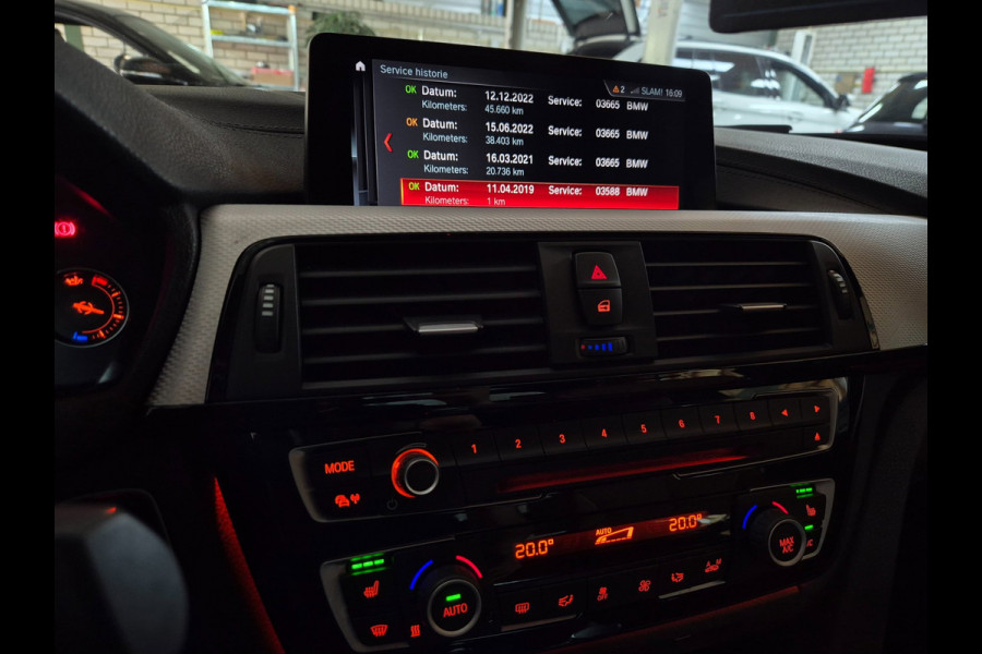 BMW 4 Serie 420i Gran Coupé M Sport Individual MAT Grey Orig BMW Performance 20inch Apple CarPlay High Executive BTW AUTO