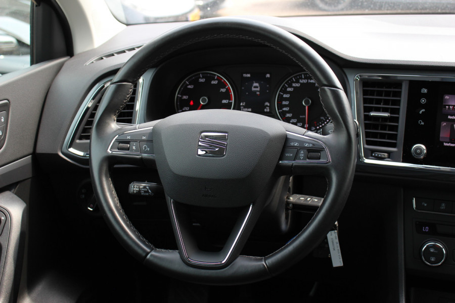 Seat Ateca 1.0 EcoTSI Style Business Intense / Camera / CarPlay / 17'' / Navigatie / DAB / ACC